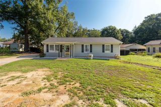 306 Calhoun Street, Clover, SC 29710