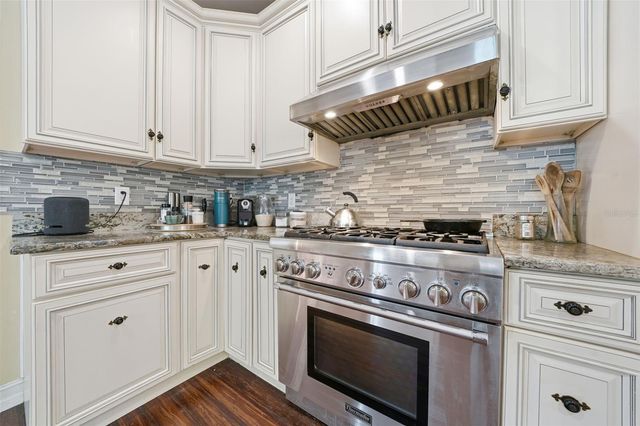 812 SANFORD AVENUE, Sanford, FL 32771