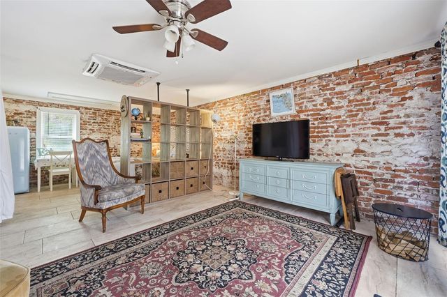 812 SANFORD AVENUE, Sanford, FL 32771