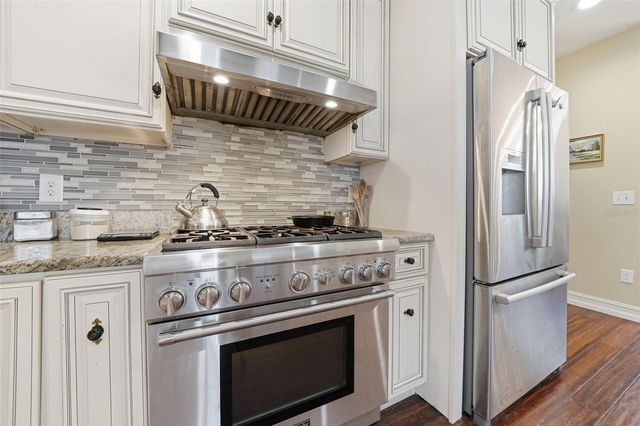 812 SANFORD AVENUE, Sanford, FL 32771