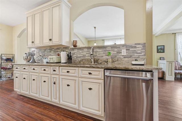 812 SANFORD AVENUE, Sanford, FL 32771