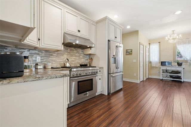 812 SANFORD AVENUE, Sanford, FL 32771