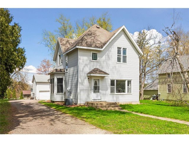 745 Broadway Street, Hammond, WI 54015