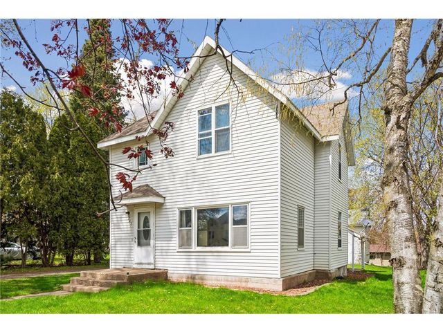 745 Broadway Street, Hammond, WI 54015