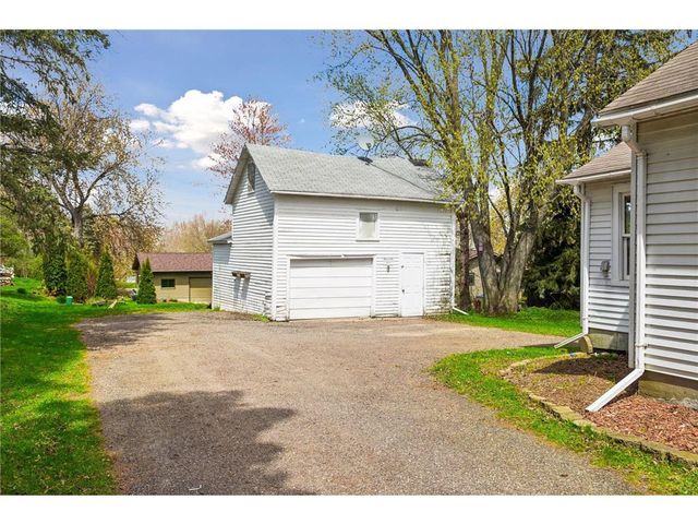 745 Broadway Street, Hammond, WI 54015