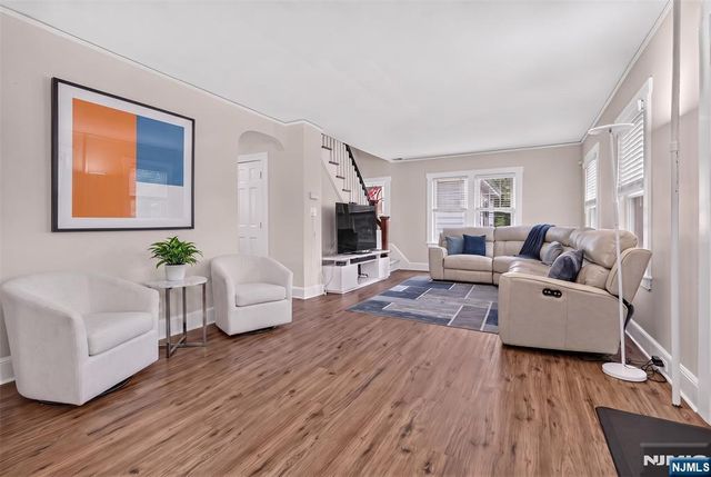 13 Valley Way, West Orange, NJ 07052