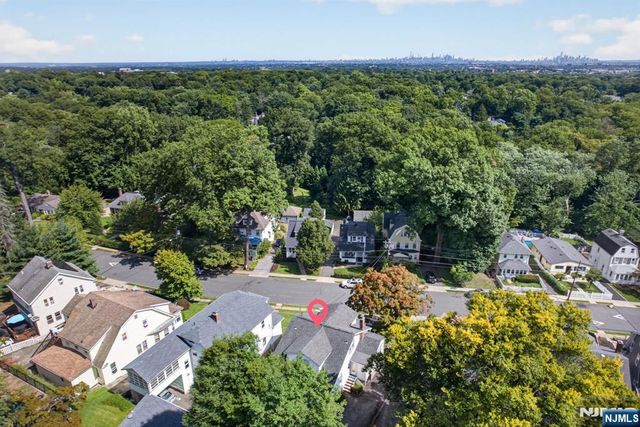 13 Valley Way, West Orange, NJ 07052