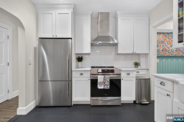 13 Valley Way, West Orange, NJ 07052