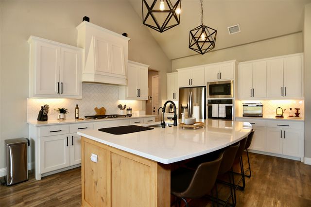 8829 Hidden Pond Street, Justin, TX 76247