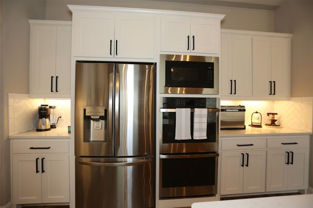 8829 Hidden Pond Street, Justin, TX 76247