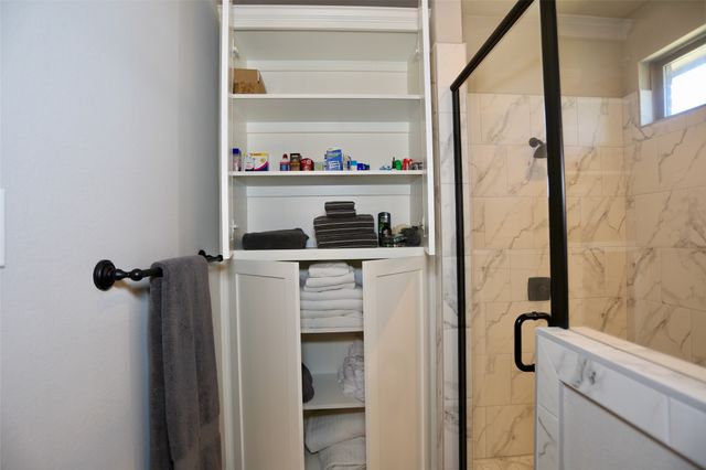 8829 Hidden Pond Street, Justin, TX 76247