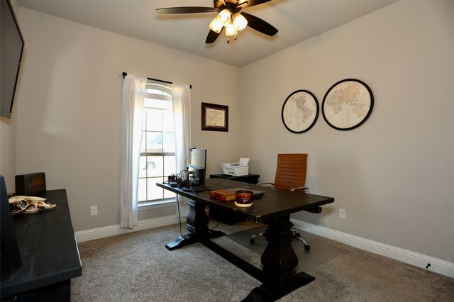 8829 Hidden Pond Street, Justin, TX 76247