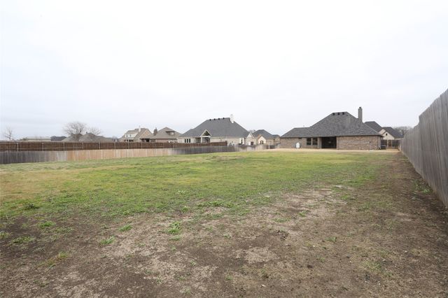 8829 Hidden Pond Street, Justin, TX 76247