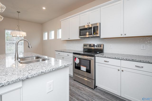 1234 Wicklow Circle, Athens, AL 35613