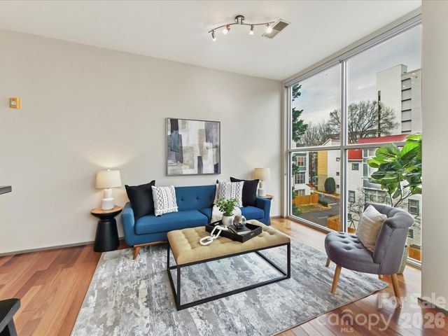 275 McDonald Avenue, Charlotte, NC 28203