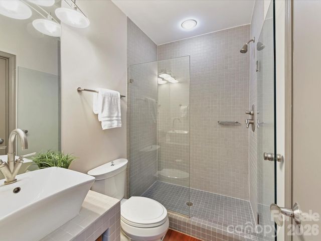 275 McDonald Avenue, Charlotte, NC 28203