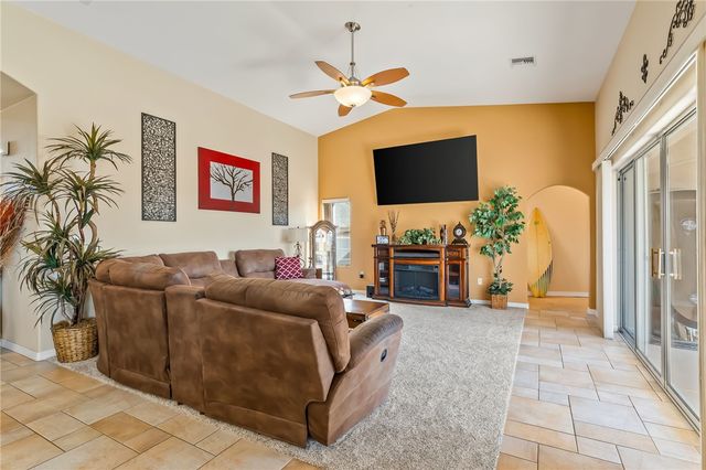 2028 E Desert Greens Drive, Fort Mohave, AZ 86426