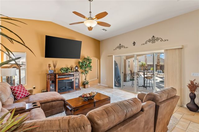 2028 E Desert Greens Drive, Fort Mohave, AZ 86426