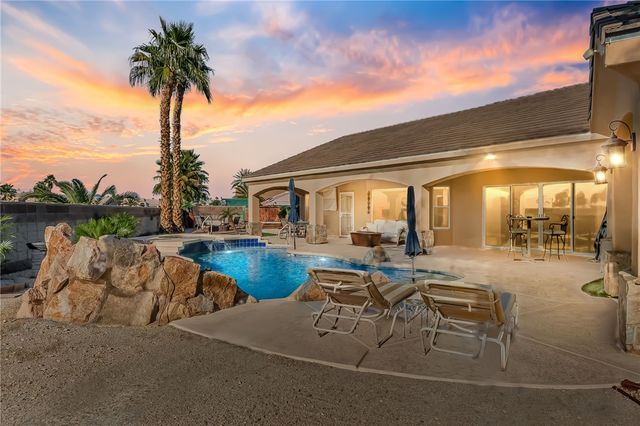 2028 E Desert Greens Drive, Fort Mohave, AZ 86426