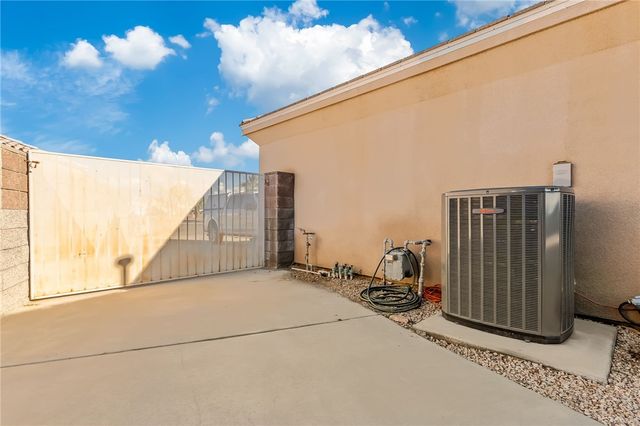 2028 E Desert Greens Drive, Fort Mohave, AZ 86426