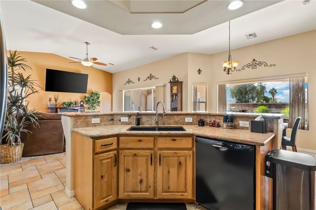 2028 E Desert Greens Drive, Fort Mohave, AZ 86426