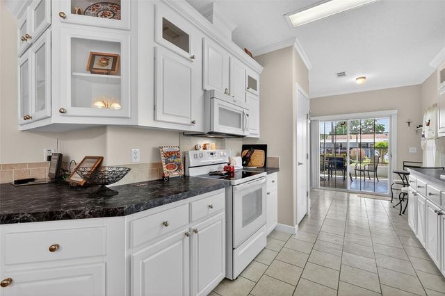 691 CINDI AVENUE, Leesburg, FL 34788