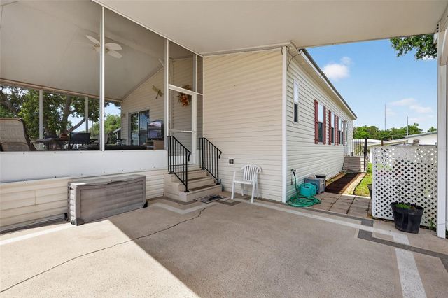 691 CINDI AVENUE, Leesburg, FL 34788