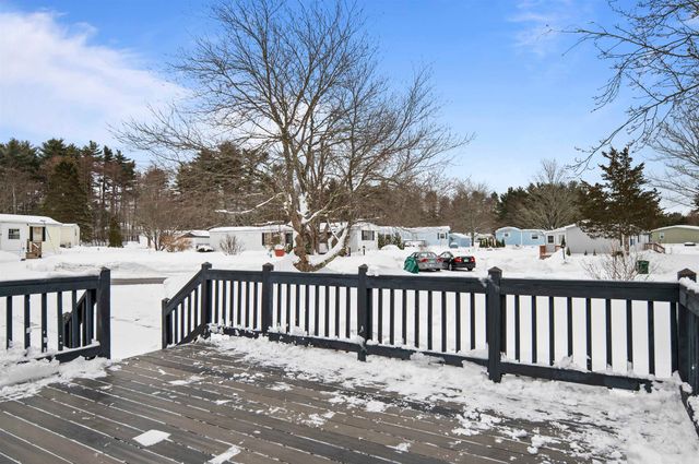 4 Limestone Way, North Hampton, NH 03862