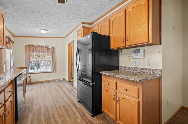 4 Limestone Way, North Hampton, NH 03862