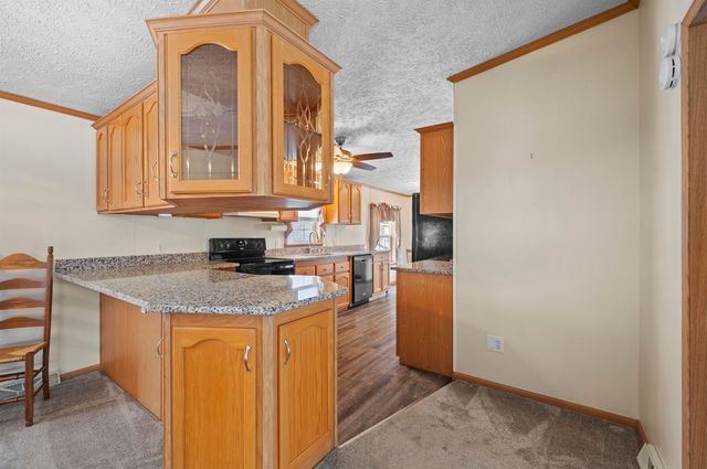 4 Limestone Way, North Hampton, NH 03862