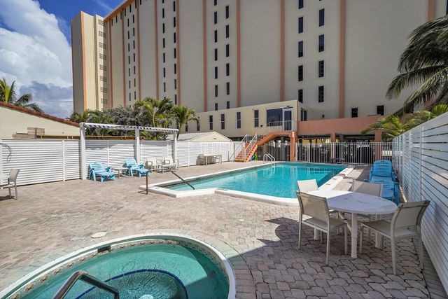 801 S Ocean Drive 404, Hollywood, FL 33019