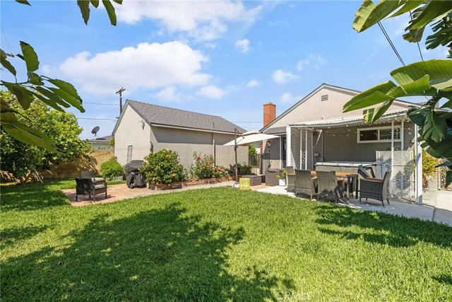 7628 Vicki Dr, Whittier, CA 90606