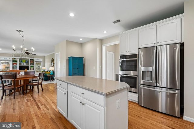 43220 EDGARTOWN ST, Chantilly, VA 20152