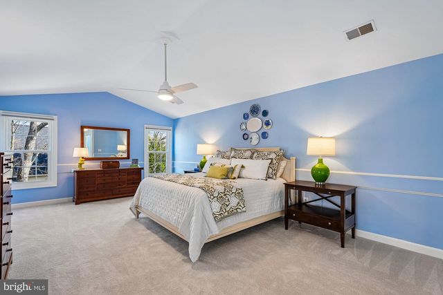 43220 EDGARTOWN ST, Chantilly, VA 20152