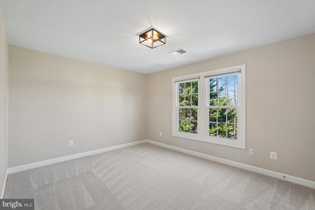 43220 EDGARTOWN ST, Chantilly, VA 20152