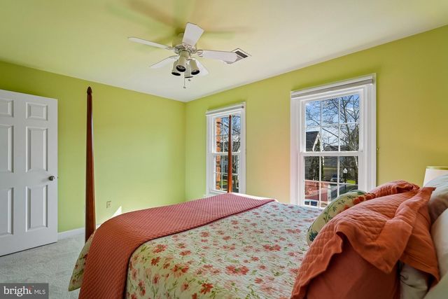 43220 EDGARTOWN ST, Chantilly, VA 20152