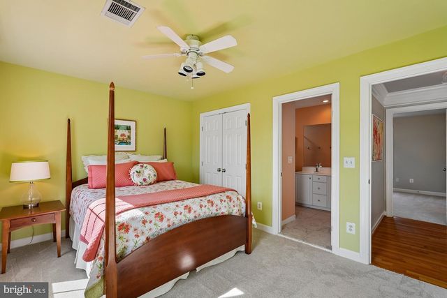 43220 EDGARTOWN ST, Chantilly, VA 20152