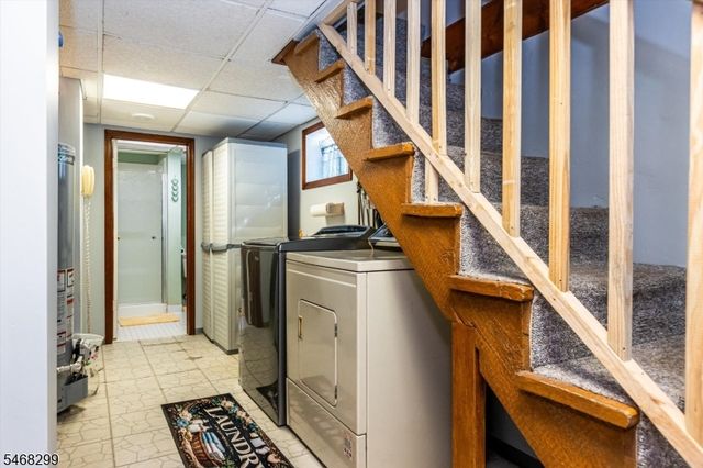 44 Valley Way, West Orange Twp., NJ 07052
