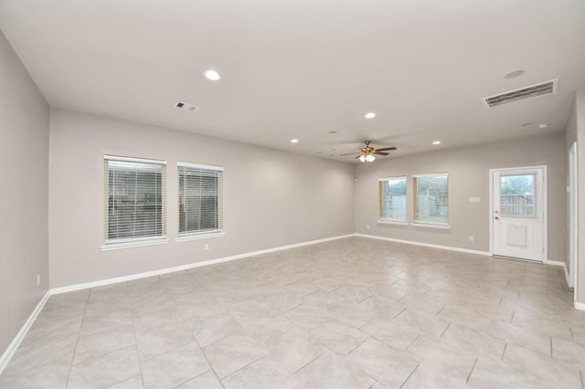 5646 Pleasant Falls Drive, Richmond, TX 77407