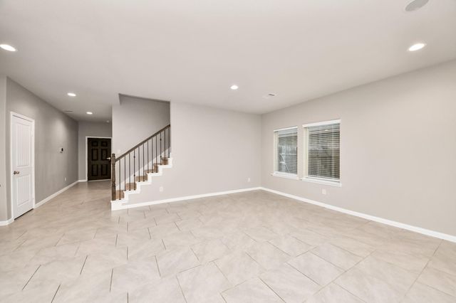 5646 Pleasant Falls Drive, Richmond, TX 77407