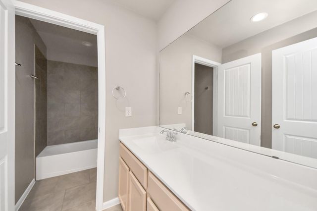 5646 Pleasant Falls Drive, Richmond, TX 77407