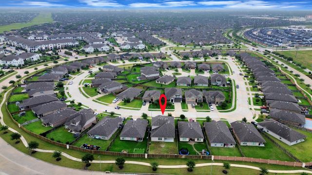 5646 Pleasant Falls Drive, Richmond, TX 77407