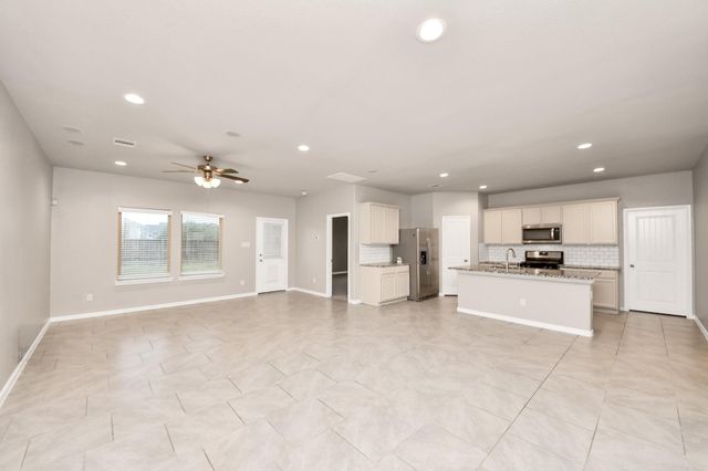5646 Pleasant Falls Drive, Richmond, TX 77407