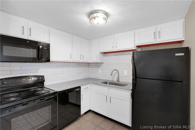 1310 Longfellow Drive, Clarksville, IN 47129