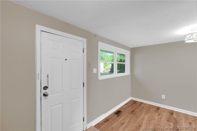 1310 Longfellow Drive, Clarksville, IN 47129