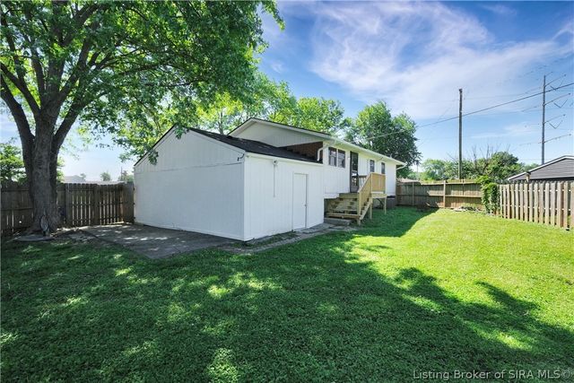 1310 Longfellow Drive, Clarksville, IN 47129