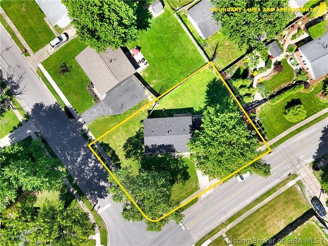 1310 Longfellow Drive, Clarksville, IN 47129