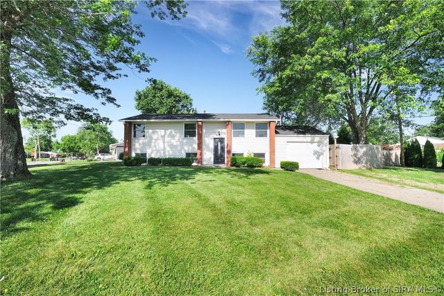 1310 Longfellow Drive, Clarksville, IN 47129