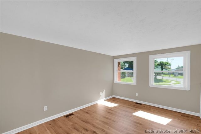 1310 Longfellow Drive, Clarksville, IN 47129