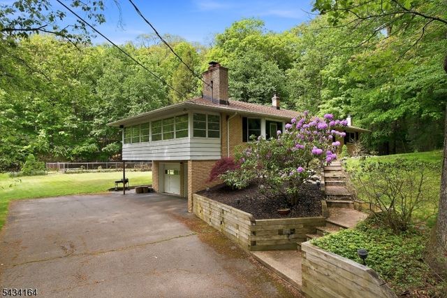 794 Westbrook Rd, West Milford Twp., NJ 07480